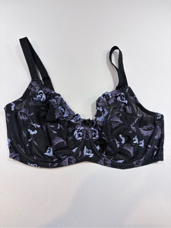 Rigby & Peller London Other - Embroidered Underwire Bra in Black and Lavender Floral